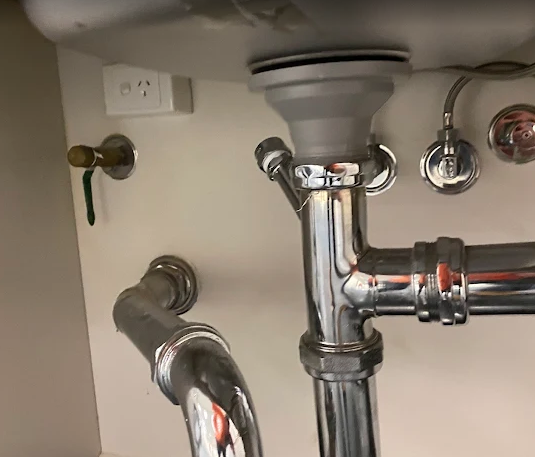 Under Sink Pipework